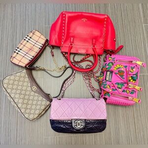 Chanel Gucci Valentino Moschino Burberry 5 bags set